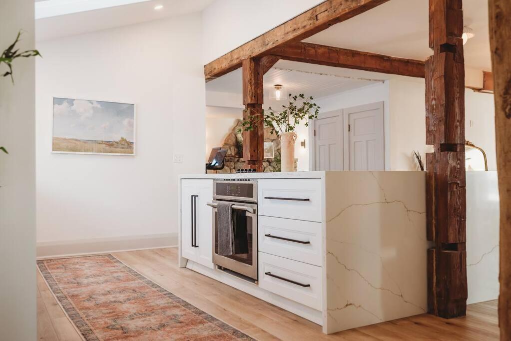 Beach House In Niagara Wainfleet ภายนอก รูปภาพ